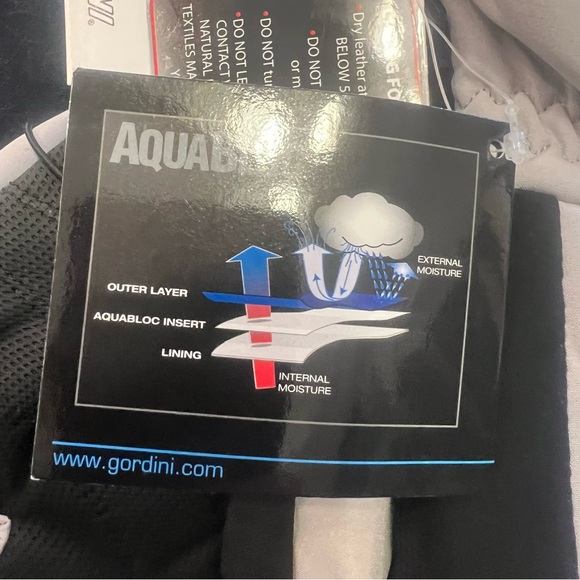 NEW Men's GORDINI Ski Aquabloc Waterproof Warmer Soft Shell Gloves L Gray Black - Picture 8 of 8